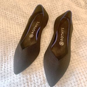 Black Rothy’s size 10 Pointed Toe Flats